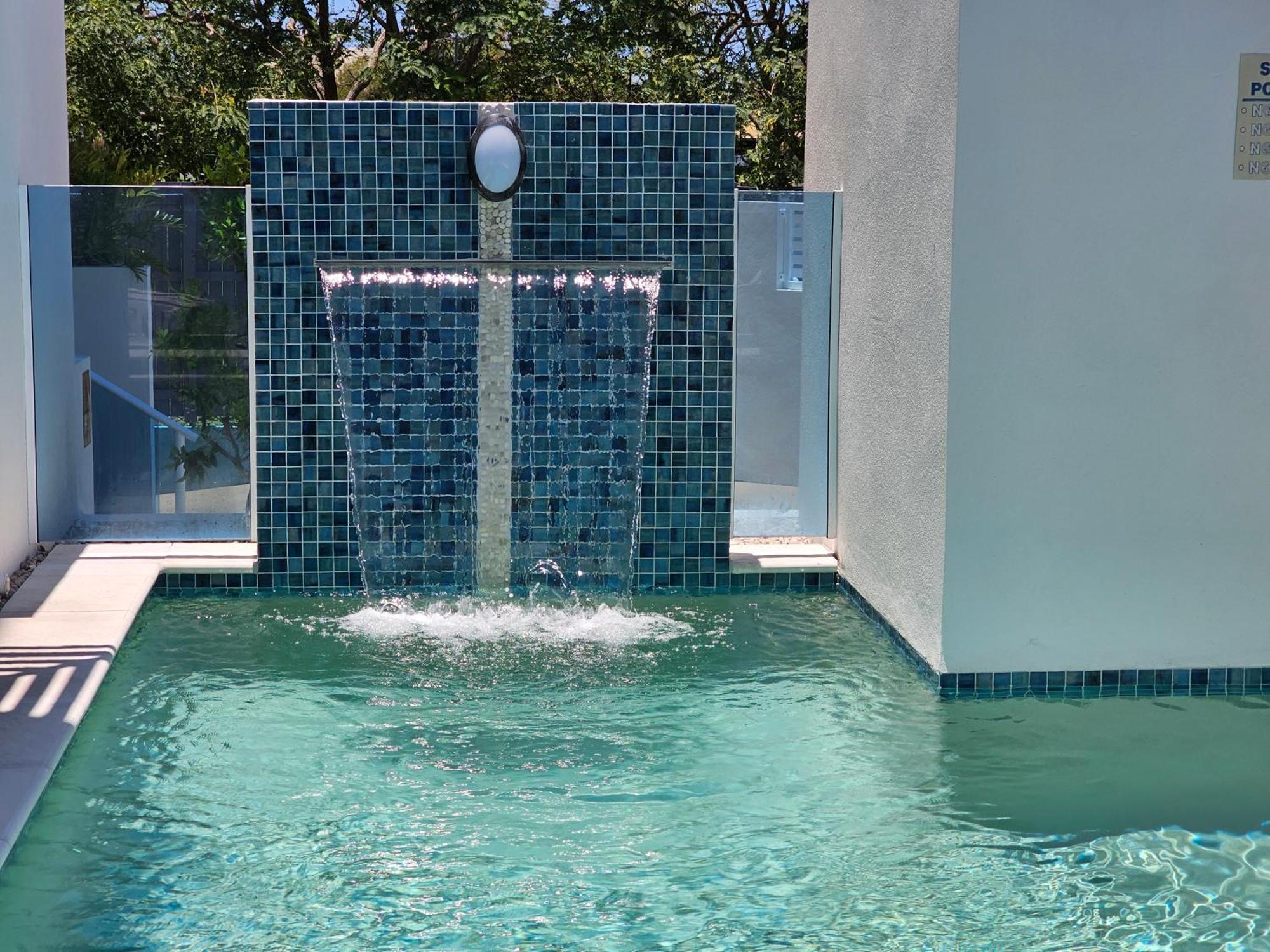 Koola Beach Apartments Bargara Exterior photo