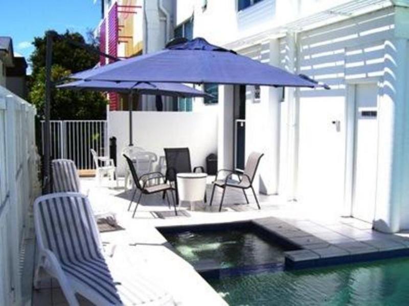 Koola Beach Apartments Bargara Exterior photo