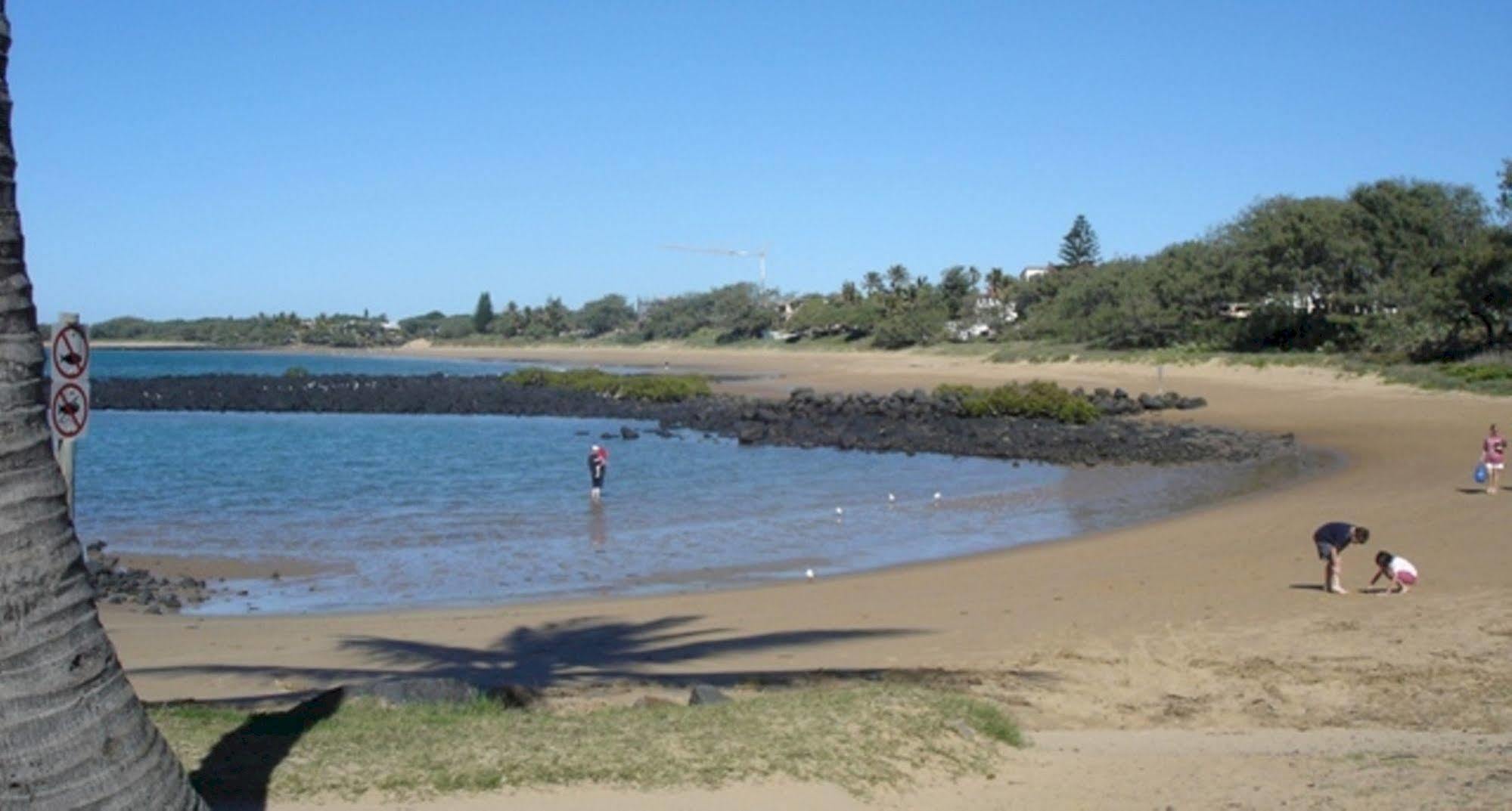 Koola Beach Apartments Bargara Exterior photo