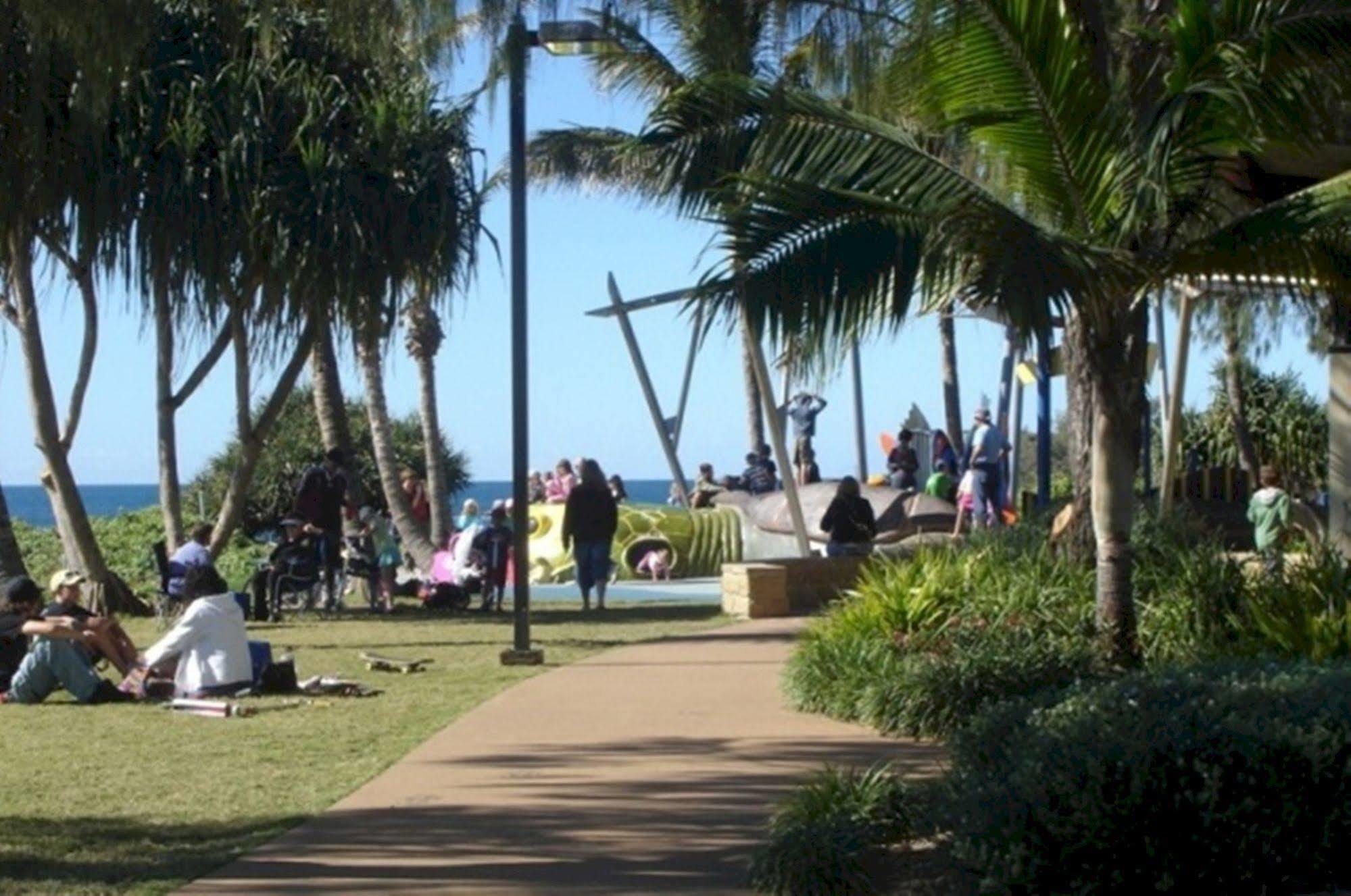 Koola Beach Apartments Bargara Exterior photo